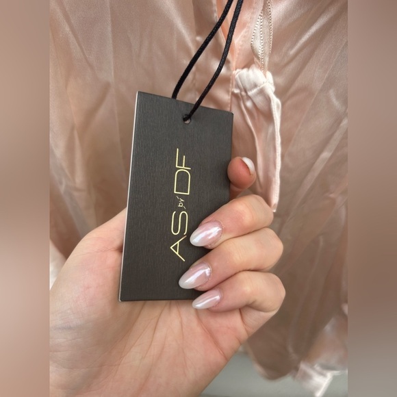 AS By DF Ferrara Ruched-Sleeve Satin Blouse in Blush New with Tags! - Picture 8 of 11